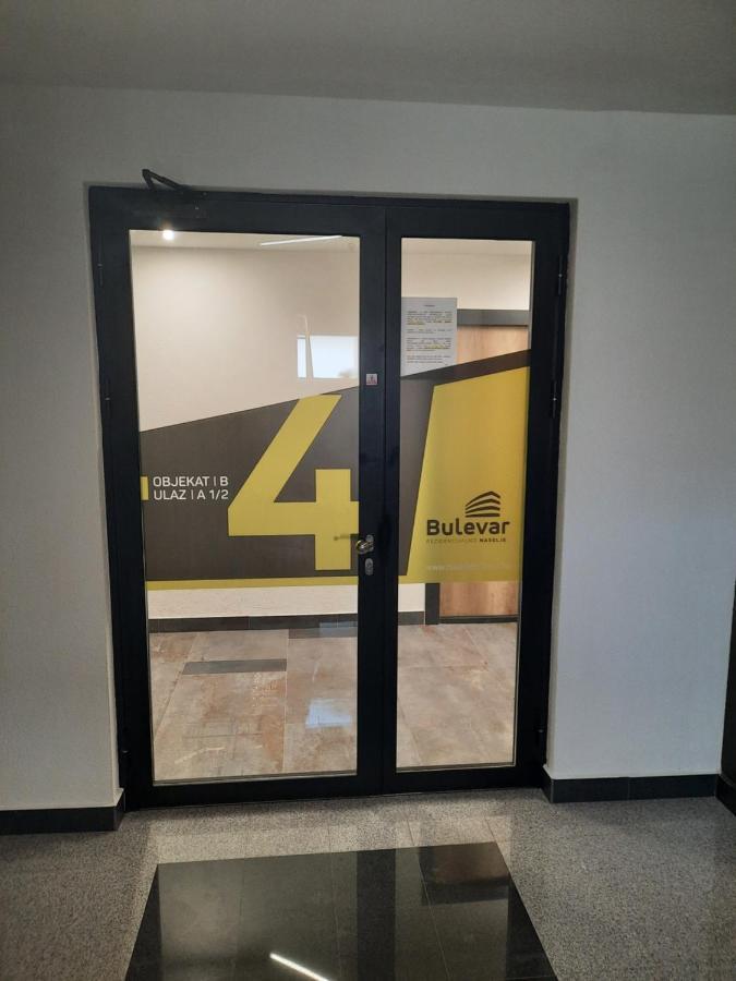 Apartman Bulevar Sarajevo - Free Parking 外观 照片