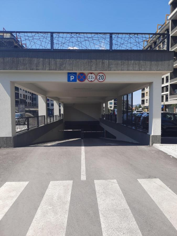 Apartman Bulevar Sarajevo - Free Parking 外观 照片