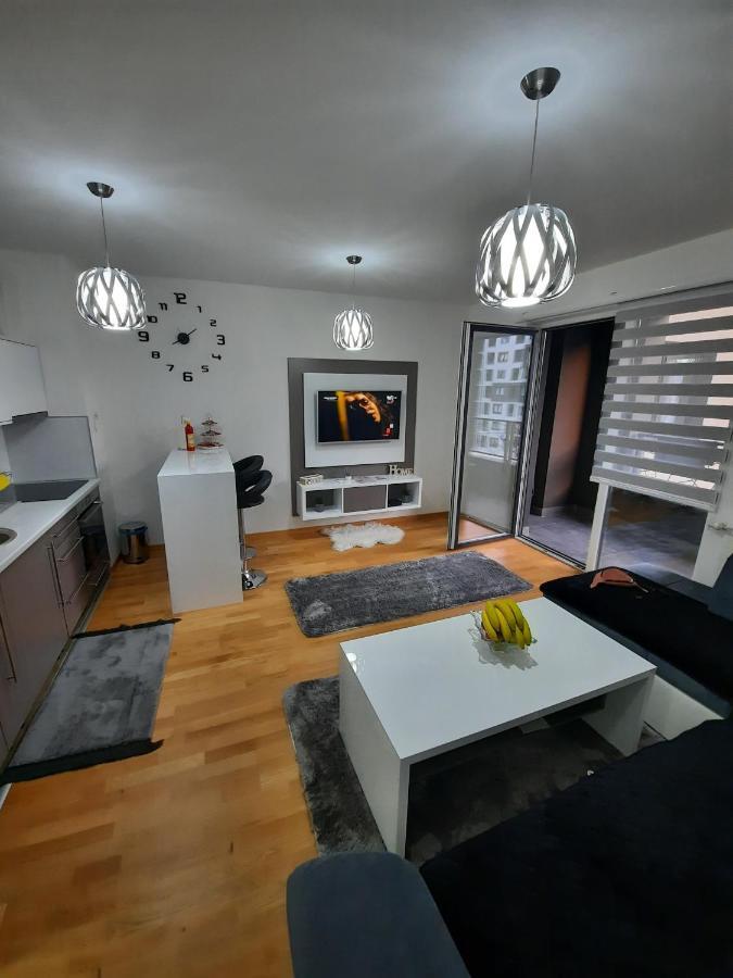 Apartman Bulevar Sarajevo - Free Parking 外观 照片