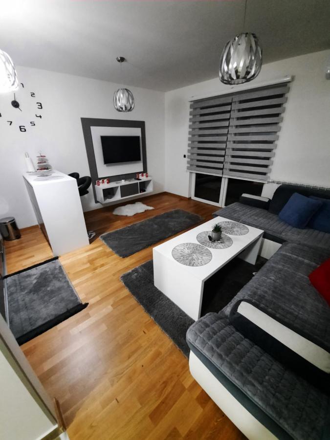 Apartman Bulevar Sarajevo - Free Parking 外观 照片